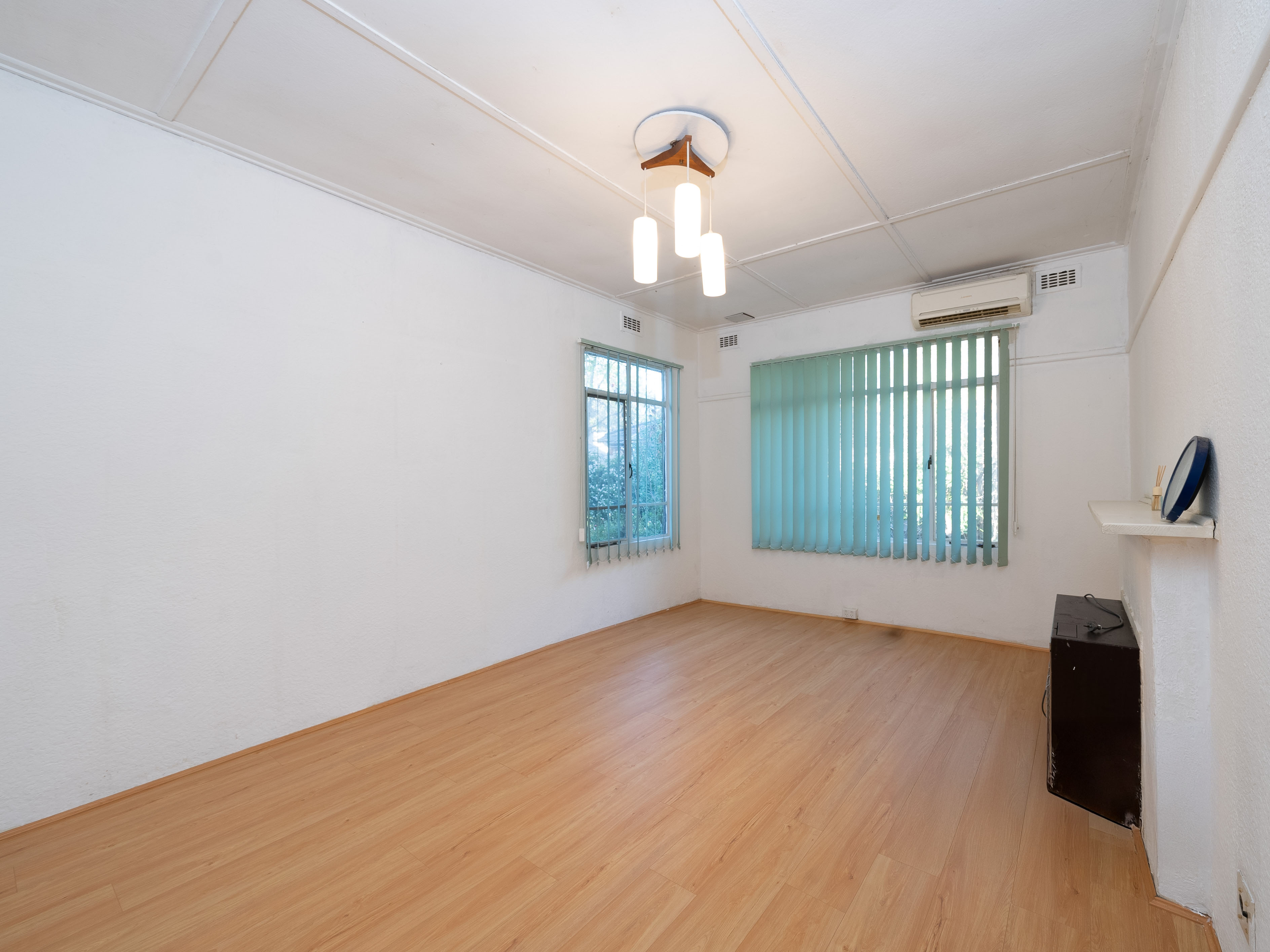 12 Lancewood Av, Heidelberg West VIC 3081