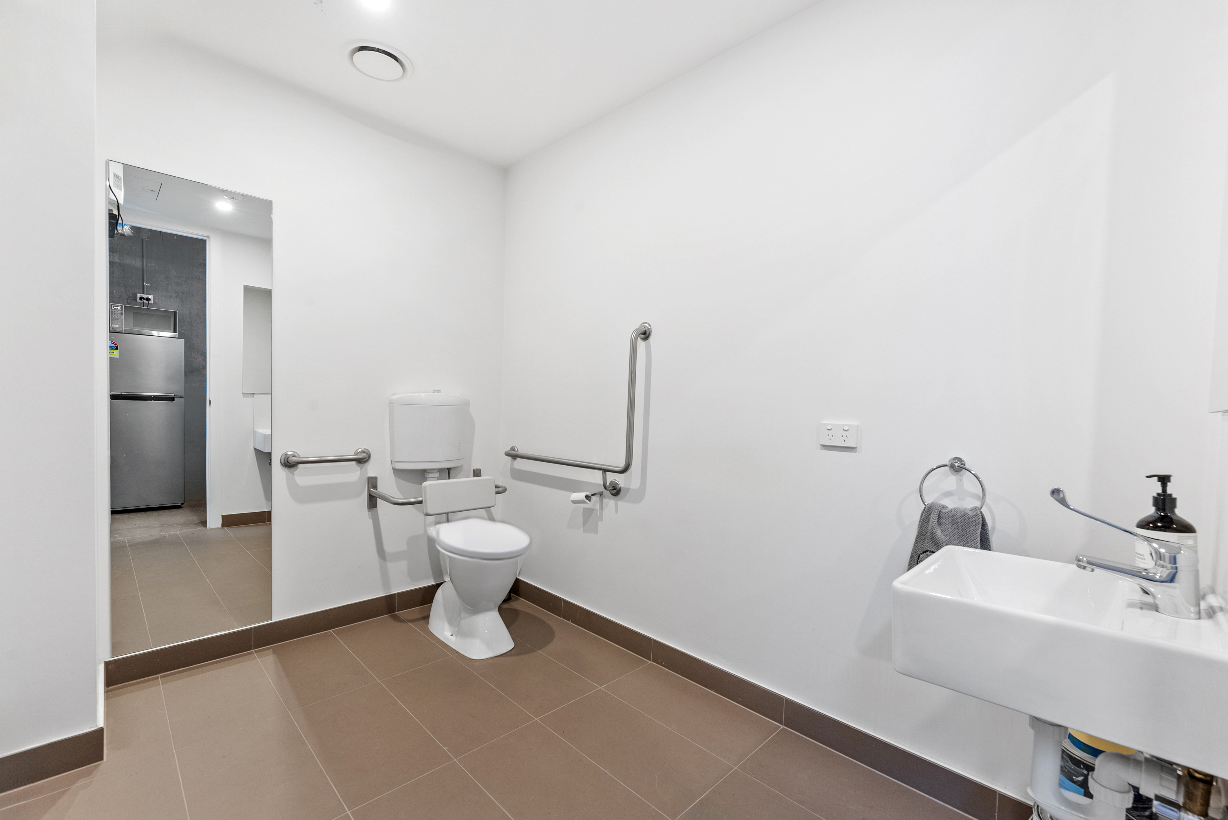 31 Seymour Street, Preston VIC 3072